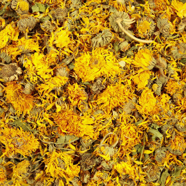 60 dried marigold leaves premium hay